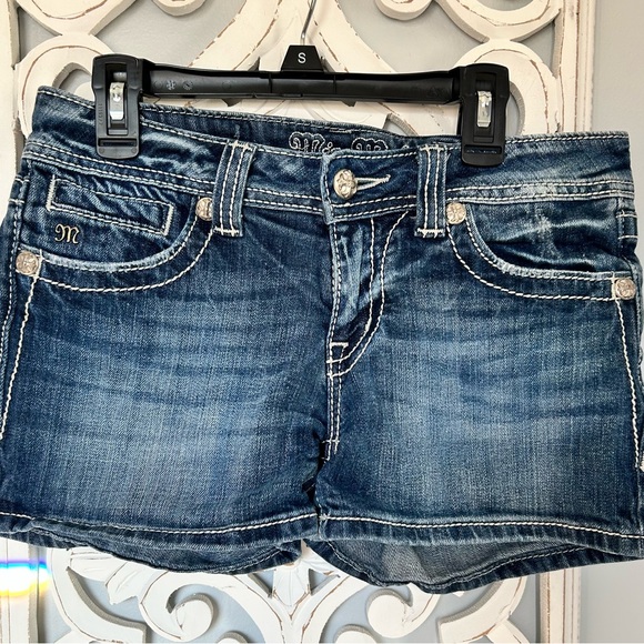 🌟MISS ME Embellished Cross Jean Shorts - EUC 🌟 - Picture 7 of 7